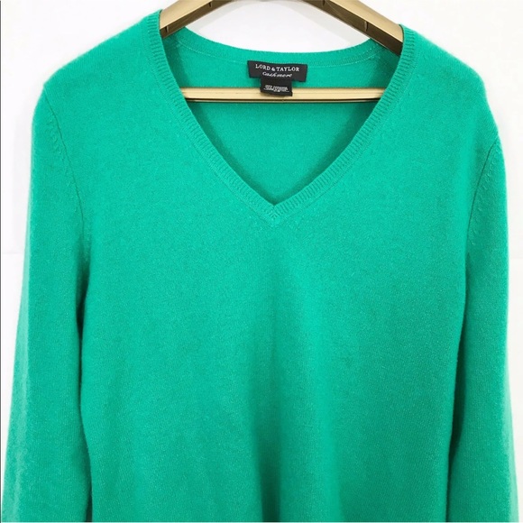 Lord & Taylor Sweaters - Lord & Taylor Cashmere Sweater V Neck Long Sleeves